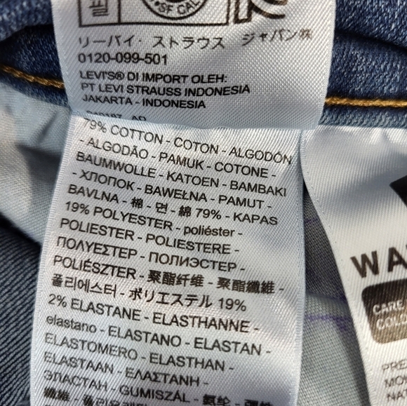 Levi's Classic Bootcut Denim Jeans - Picture 5 of 6